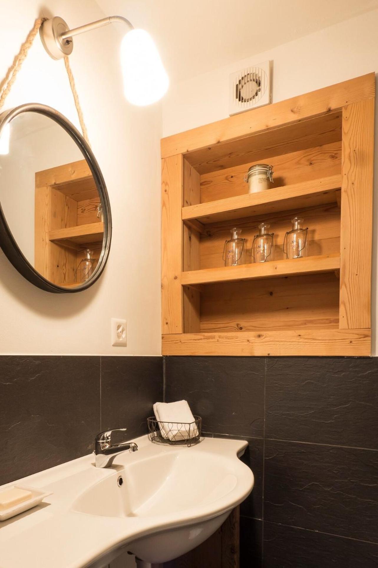 La Ruinette - Cosy 1 Bed, 300M From Cable Car Appartement Le Châble Buitenkant foto